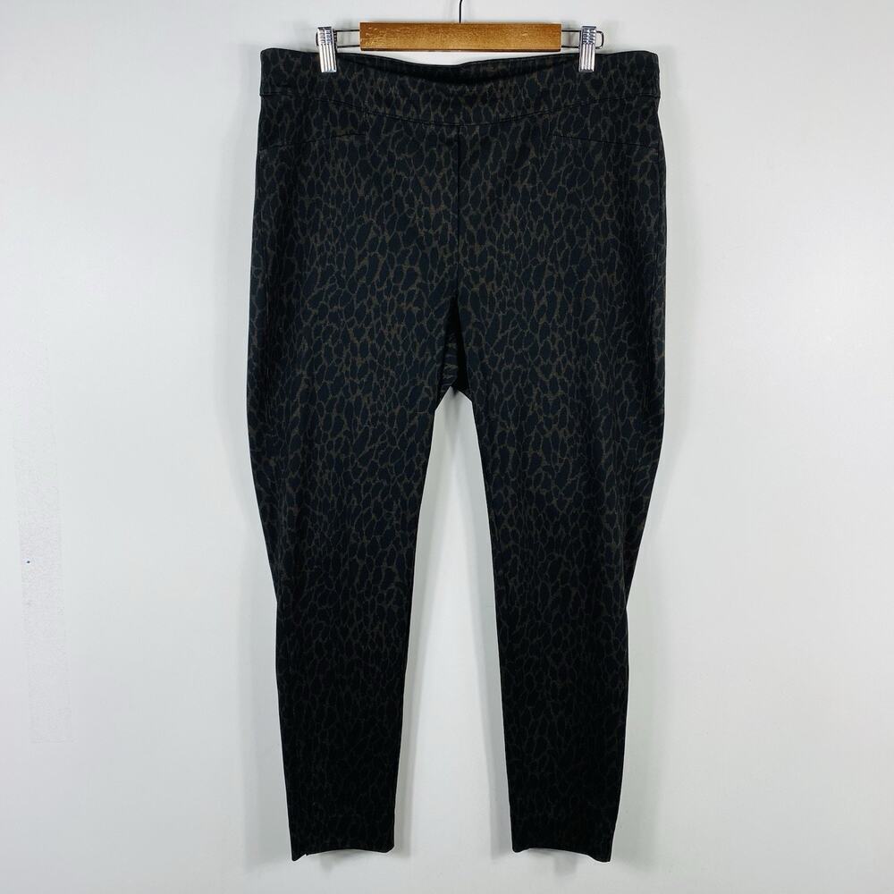 Chico's Pants XL 3 16 Cheetah Print Tailored Ponte Pull On Leggings